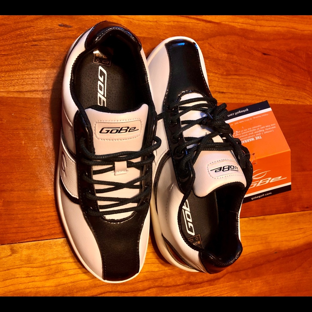GoBe Women’s Golf Shoes with Talon Treads!